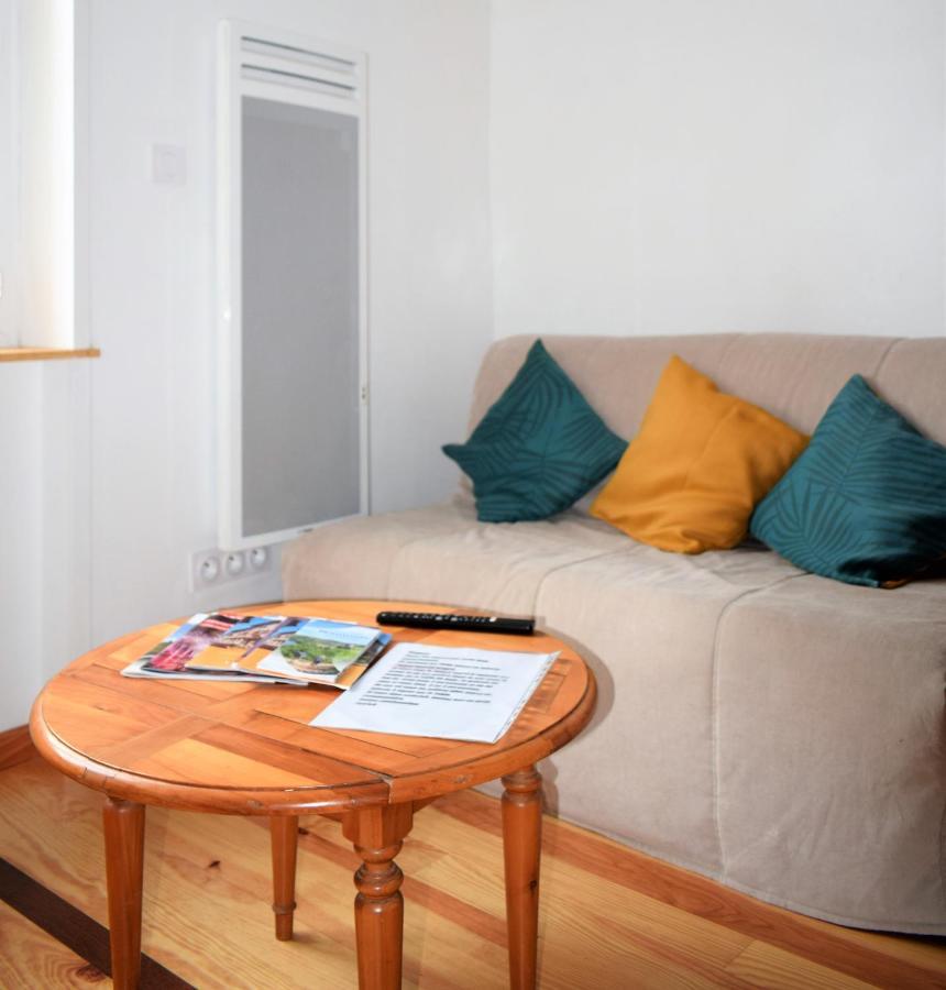 Studio Sympa Avec Petit Dejeuner Entre Canal Et Loire Roanne Buitenkant foto